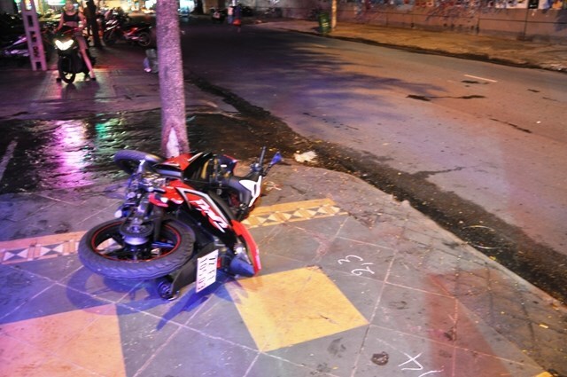 Bỏ mặc nạn nhân gãy lìa chân, tài xế taxi lái xe bỏ trốn