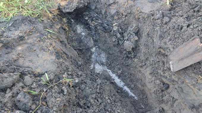 Bắt quả tang một công ty xả nước bẩn ra môi trường