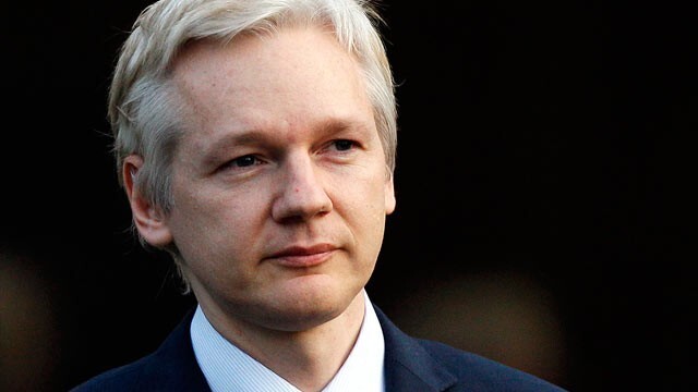 Nhà sáng lập WikiLeaks có thể bị dẫn độ về Thụy Điển