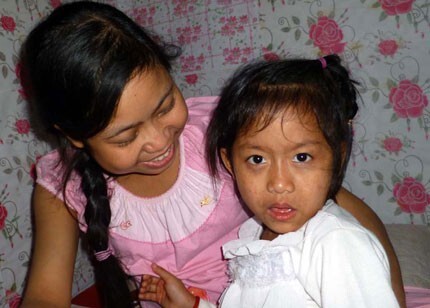 Bệnh nặng, vợ trẻ viết đơn ly hôn giải thoát cho chồng