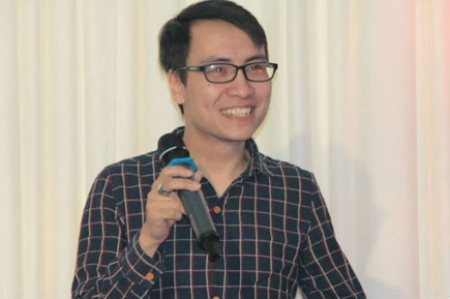Danh bạ điện thoại của Toàn Shinoda có điều gì đặc biệt nhất?