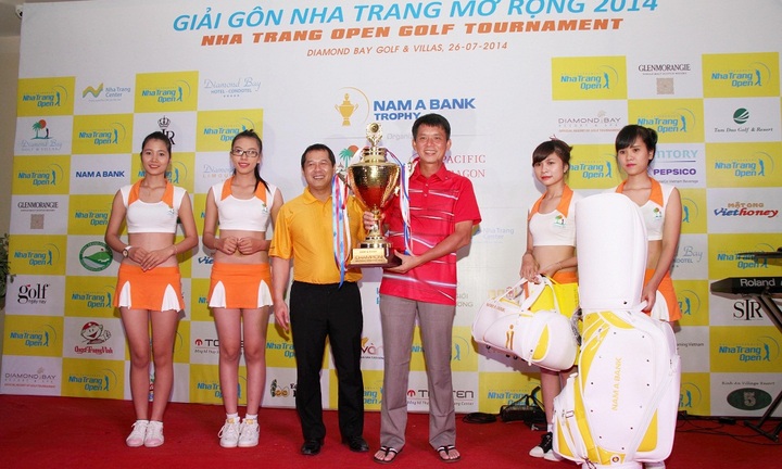 Giải golf Nha Trang Summer 2014- Tranh cúp Nam A Bank
