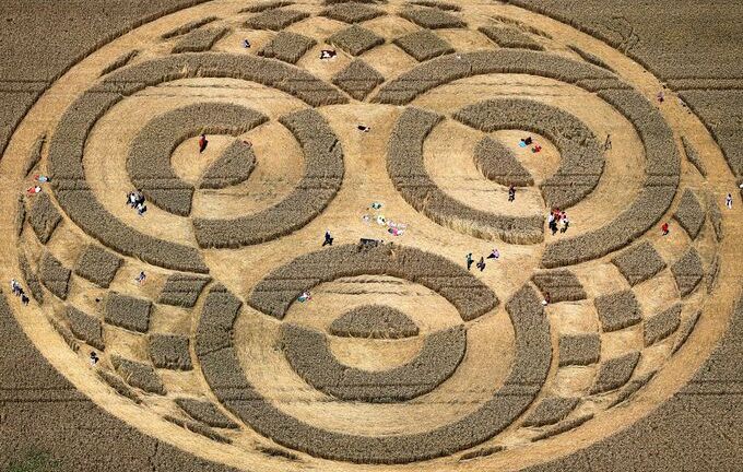 Vòng tròn kỳ lạ thu hút hàng ngàn du khách ở Đức