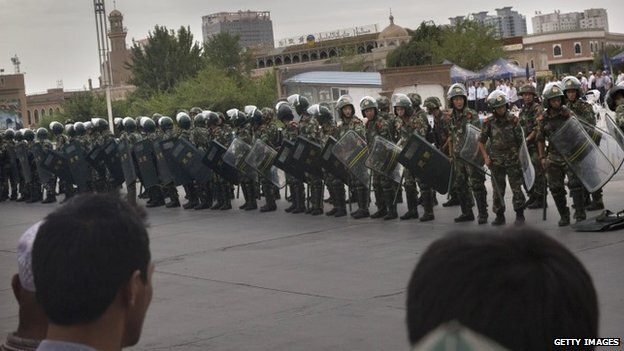 Cảnh sát Trung Quốc tiêu diệt 9 kẻ khủng bố Tân Cương  