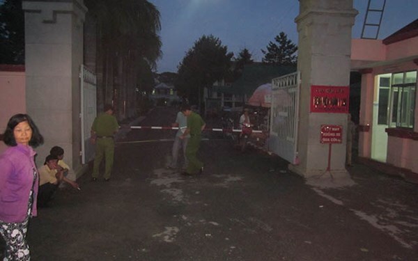 Truy sát kinh hoàng trước cổng bệnh viện