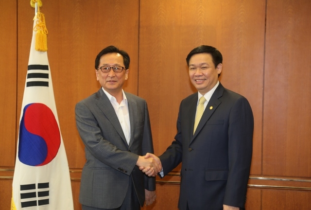 Hàn Quốc muốn mở rộng đầu tư lĩnh vực tài chính, ngân hàng tại VN