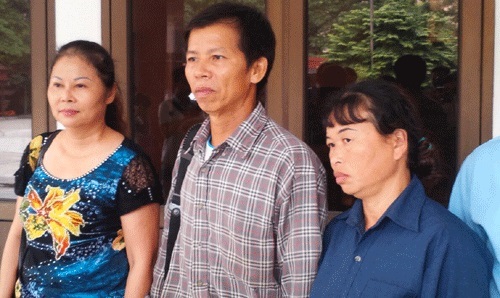 Ông Chấn làm việc với Tòa tối cao về việc đòi bồi thường 10 tỷ