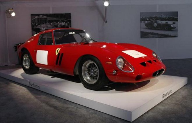 Cận cảnh mẫu xe cổ của Ferrari xác lập kỷ lục đấu giá