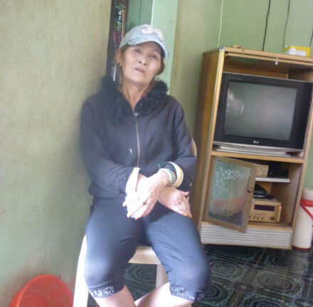 Phó bí thư xã tẽn tò vì đám cưới rởm với 