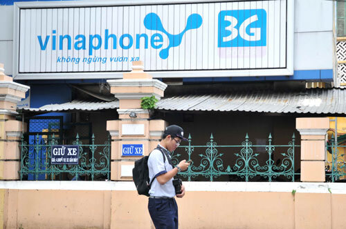 Khách hàng tá hỏa mất phí dịch vụ GPRS/MI-MI: VinaPhone nói gì?