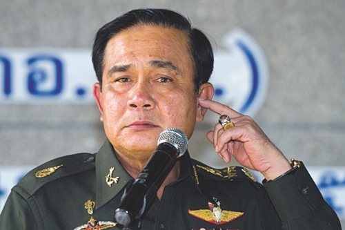 Quân đội Thái Lan cầm quyền lâu dài?