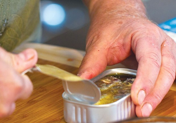 10 món ăn, đồ uống “tàn sát” tinh trùng