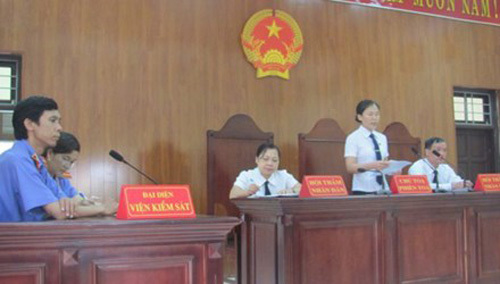 Clip: Xét xử vụ lừa bán nhà của chồng, vợ trẻ lĩnh án 22 năm tù