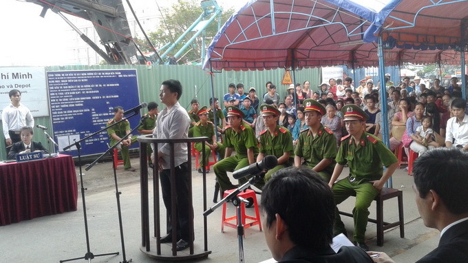 Tuyên tử hình kẻ giết người yêu, lên Facebook giãi bày