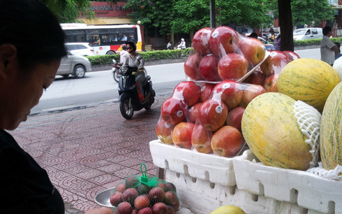 Trái cây đội lốt nhập khẩu