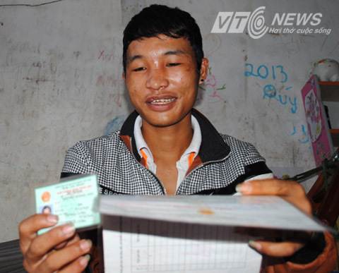 Cậu bé từng bị ngược đãi đuổi cha mẹ ra đường: Người thân nói gì?