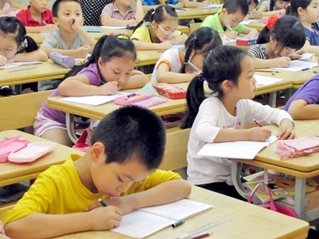 TP HCM: Cấm các trường dạy 2 buổi/ngày tổ chức học thêm