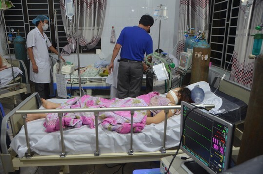 6 thanh niên chết trong quán: 5 người còn lại nhiễm độc nặng