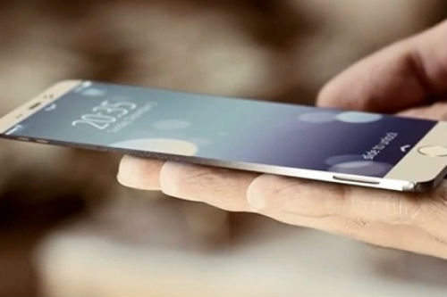 Điện thoại Iphone Air nặng hơn một chút so với lông vịt