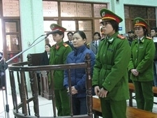 Tuyên án tử hình cho kẻ giết mẹ chồng, dựng hiện trường giả