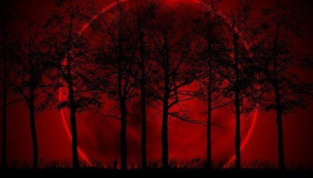 Tối 8/10 xuất hiện “trăng máu”