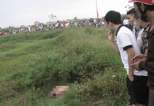 Thi thể người phụ nữ sắp cưới đang phân hủy trong lùm cỏ