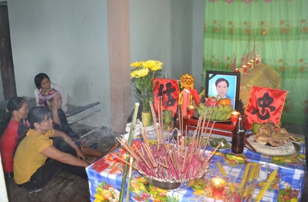 Đưa 3 công nhân thủy điện bị sét đánh chết về quê an táng