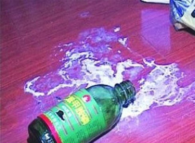 Cha thách thức con tự sát