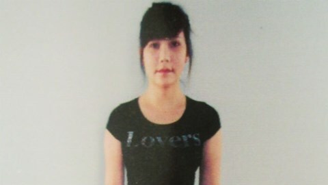 Đau đầu với giới tính “mỹ nữ” có tuyệt chiêu “cắt tóc - móc túi”