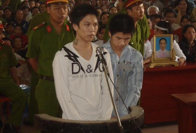 Lời sám hối muộn màng của 2 tử tù trước giờ hành quyết