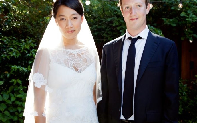 Ông chủ Facebook và chuyện tình 9 năm với cô sinh viên gốc Á