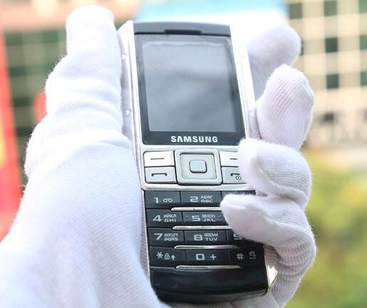 Choáng Samsung Ego S9402 mạ vàng bạch kim, giá gấp 3 iPhone6 Plus