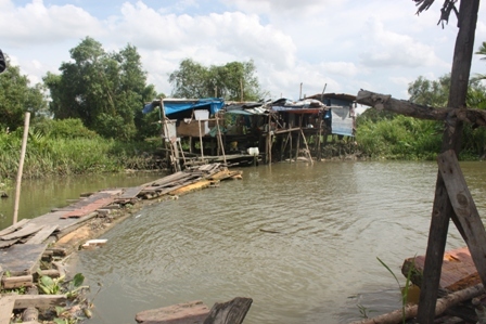 Những mảnh đời “4 không” giữa thành phố hoa lệ