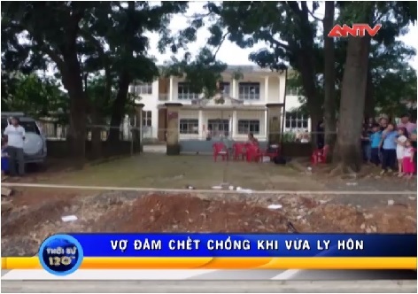 Clip: Đâm chết chồng trước cổng tòa án sau khi ly hôn