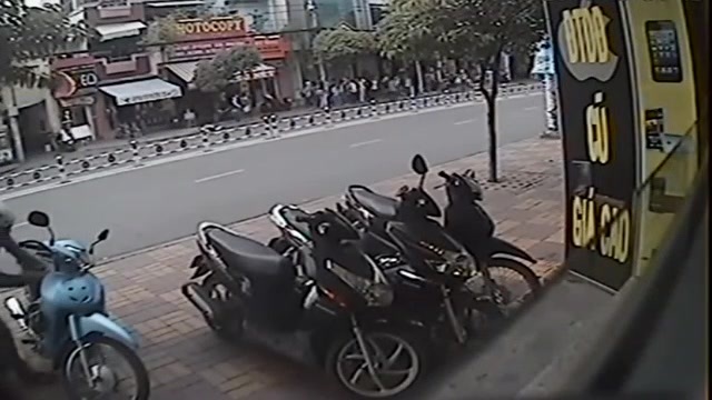 Clip: Thanh niên phá khóa trộm xe trong vòng 3 nốt nhạc