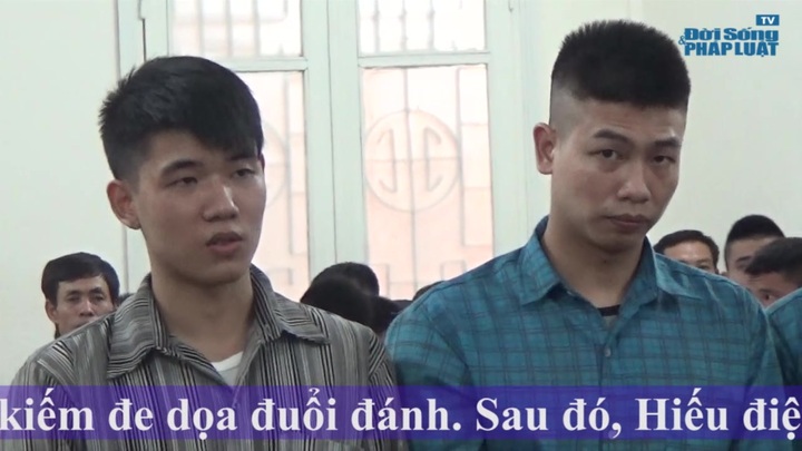 Clip xử án: Bị đánh, gọi đồng bọn mang súng, kiếm đến tận nhà để : “nói chuyện”