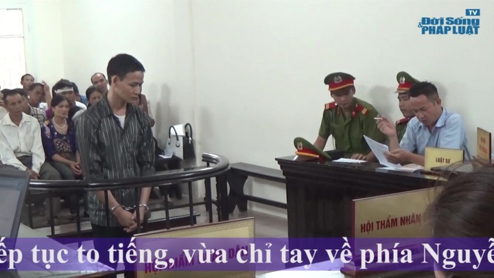 Clip xử án: Sát hại dã man người cùng làng trong đám cưới