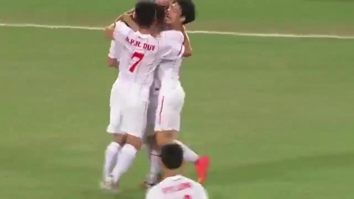 Hào hứng khí thế với bài hát 'Cơn bão U19' của Cáp Anh Tài