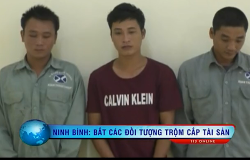 Clip: Bắt khẩn cấp nhóm trộm nắp hố ga đổi ma túy