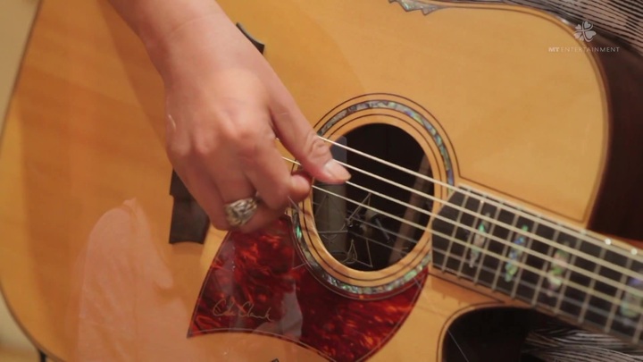 Mỹ Tâm - Thương Ca Tiếng Việt