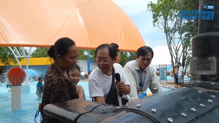 TP.HCM: Trưng bày tàu ngầm mini do người Việt chế tạo