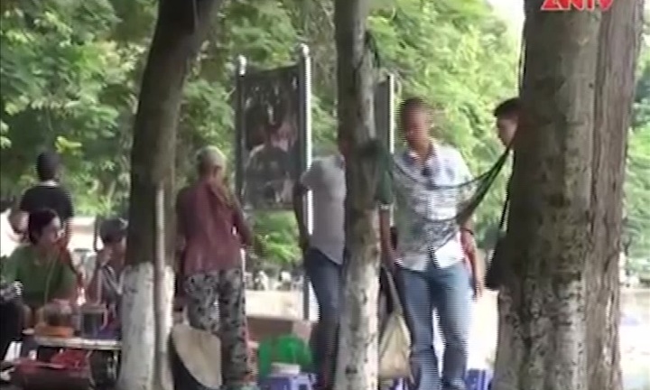 Camera giáu kín - Cờ bạc bịp P2