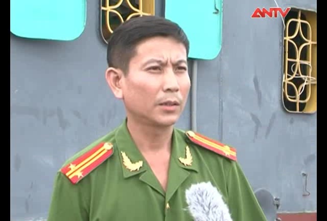 “Cát tặc” lại hoành hành trên sông Hồng
