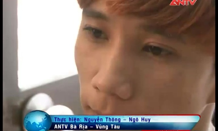 Giả danh Công an xịt hơi cay cướp SH