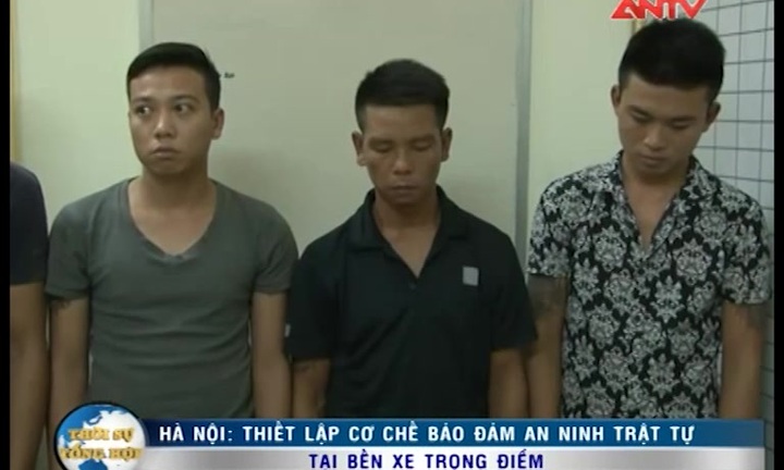 Triệt phá băng nhóm thu “tô thuế” tại BX Mỹ Đình
