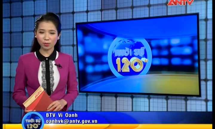 Xe khách bốc cháy dữ dội, trơ khung