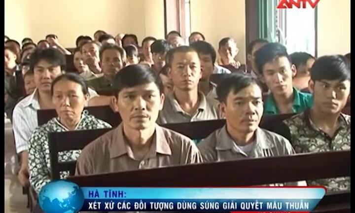 Xét xử nhóm côn đồ giải quyết mâu thuẫn bằng súng săn