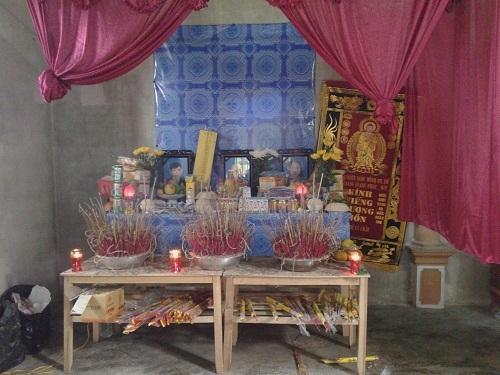 Thương tâm bé gái 8 tháng tuổi cùng lúc mất đi 3 người thân 