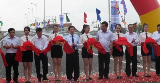 Nghệ An: Thông xe cầu vượt nút giao đường sắt Bắc – Nam với QL 1A