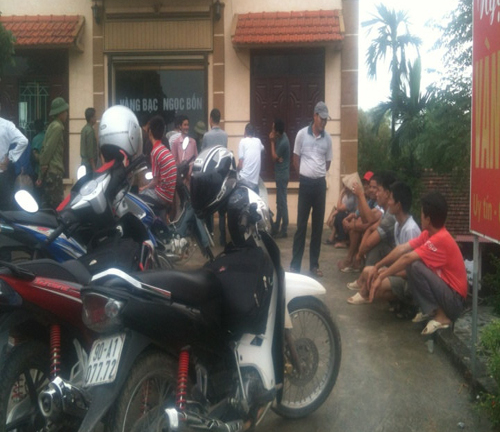 Hà Nam: Cướp đột nhập tiệm vàng 3 phút, cướp hơn 1,5 tỷ đồng